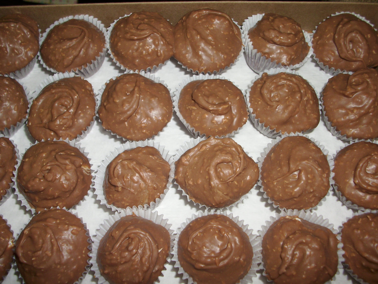 Mallow Cups Milk Chocolate